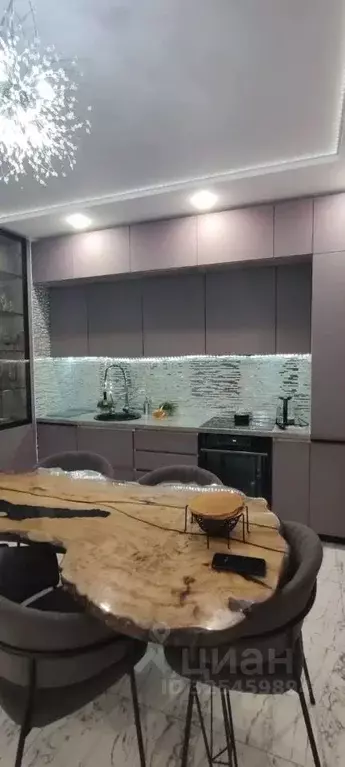 4-к кв. Иркутская область, Иркутск ул. Пискунова, 142/4 (98.3 м) - Фото 1