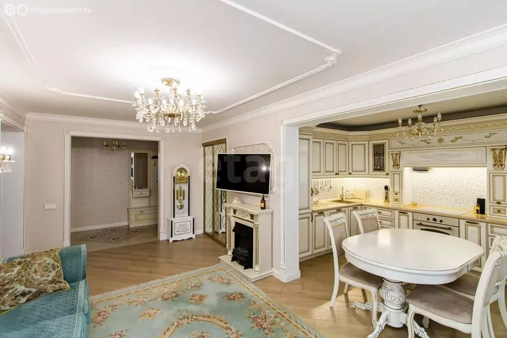 3-комнатная квартира: Тюмень, улица 50 лет Октября, 57Б (82.2 м) - Фото 2