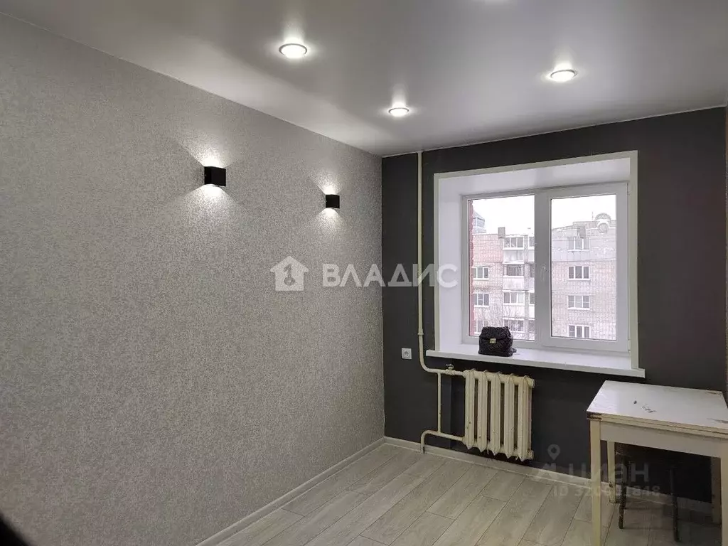 Комната Владимирская область, Владимир ул. Асаткина, 32 (9.2 м) - Фото 2