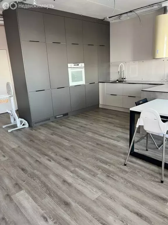 2-комнатная квартира: Нижний Тагил, Черноисточинское шоссе, 26к2 (99.7 ... - Фото 2