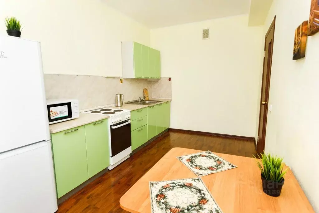 1-к кв. Свердловская область, Екатеринбург ул. Пехотинцев, 3к4 (45.0 ... - Фото 1