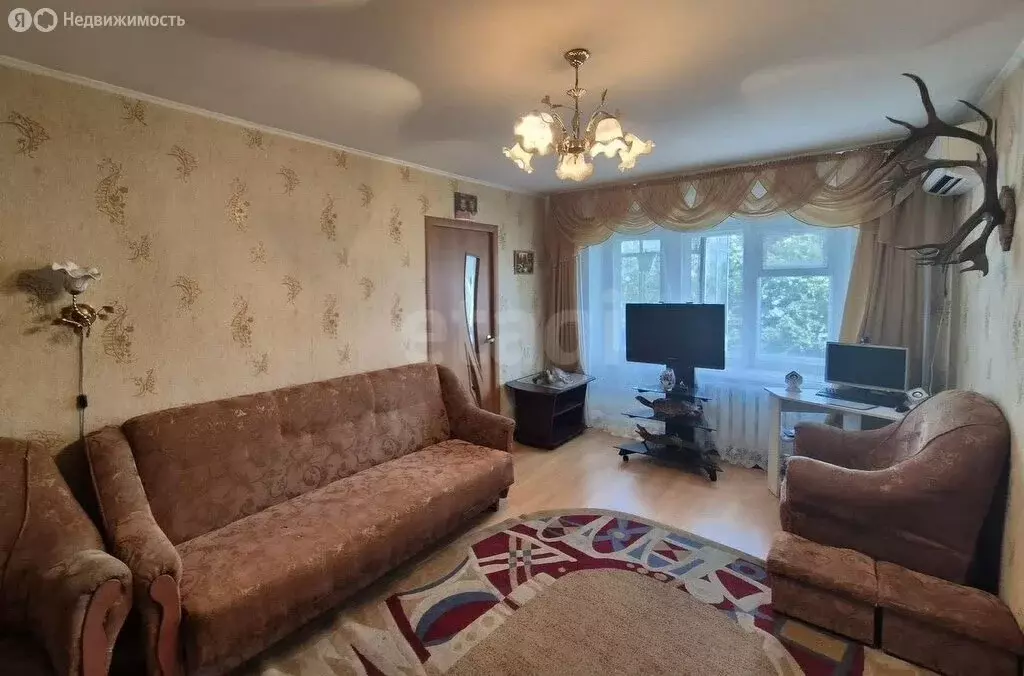 2-комнатная квартира: Брянск, улица Димитрова, 43 (45 м) - Фото 0