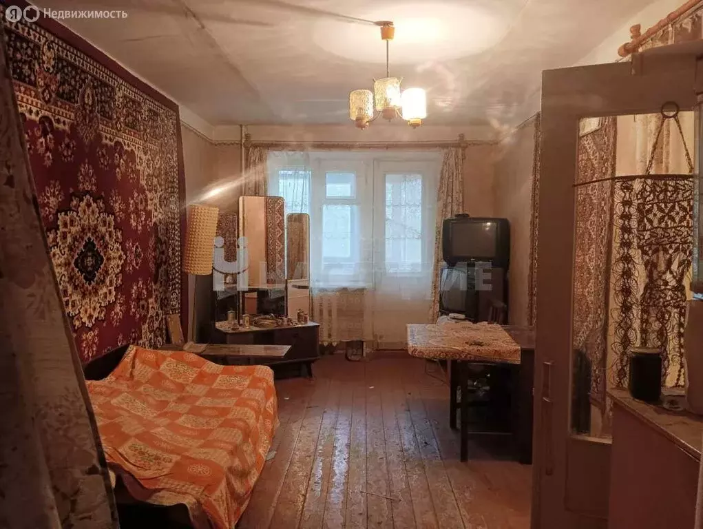2-комнатная квартира: Каменск-Шахтинский, улица Суворова, 4 (44.3 м) - Фото 0