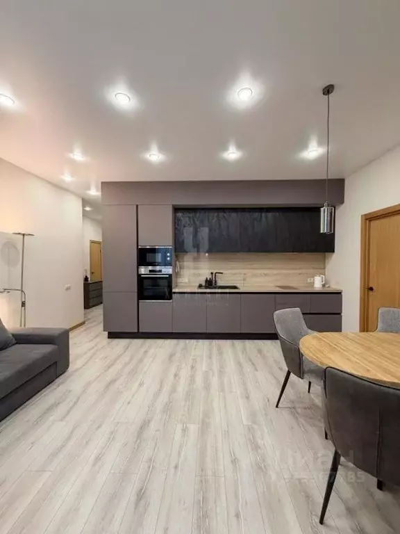 2-к кв. Нижегородская область, Нижний Новгород ул. Тимирязева, 9 (70.2 ... - Фото 1