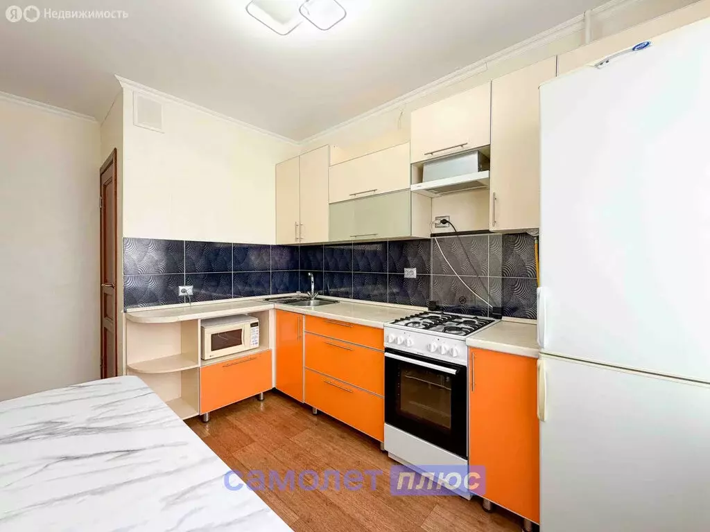 4-комнатная квартира: Чебоксары, бульвар Анатолия Миттова, 41 (88 м) - Фото 2