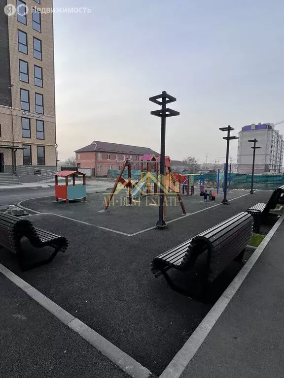 1-комнатная квартира: Владикавказ, улица Хадарцева, 29Бк4 (56 м) - Фото 2