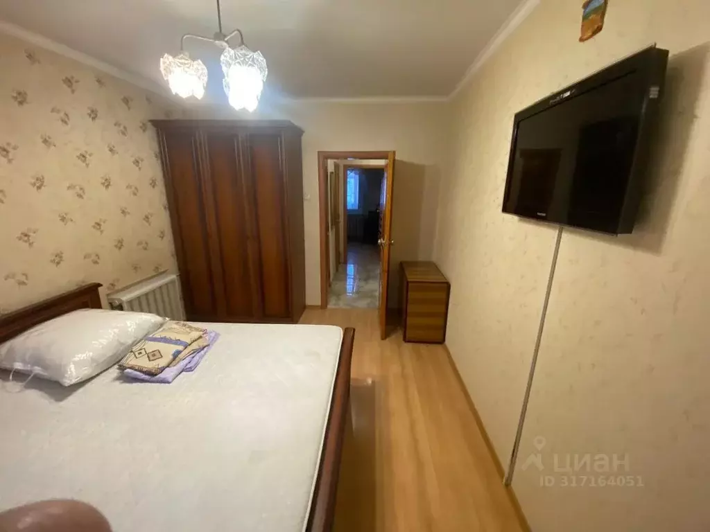 3-к кв. Крым, Симферополь ул. Ростовская, 8 (68.0 м) - Фото 1