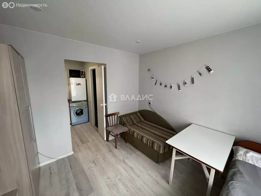 1к в 6-комнатной квартире (17.7 м) - Фото 1