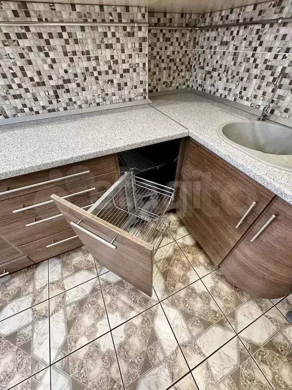 3-к. квартира, 66,1 м, 4/9 эт. - Фото 0