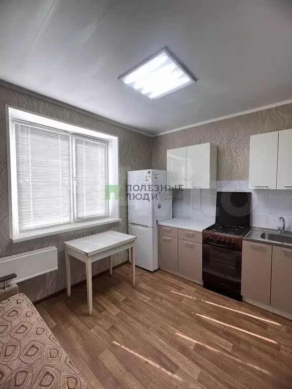 1-к. квартира, 37 м, 9/9 эт. - Фото 0