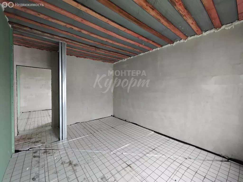 Дом в село Агаповка, Железнодорожная улица, 14 (100 м) - Фото 1