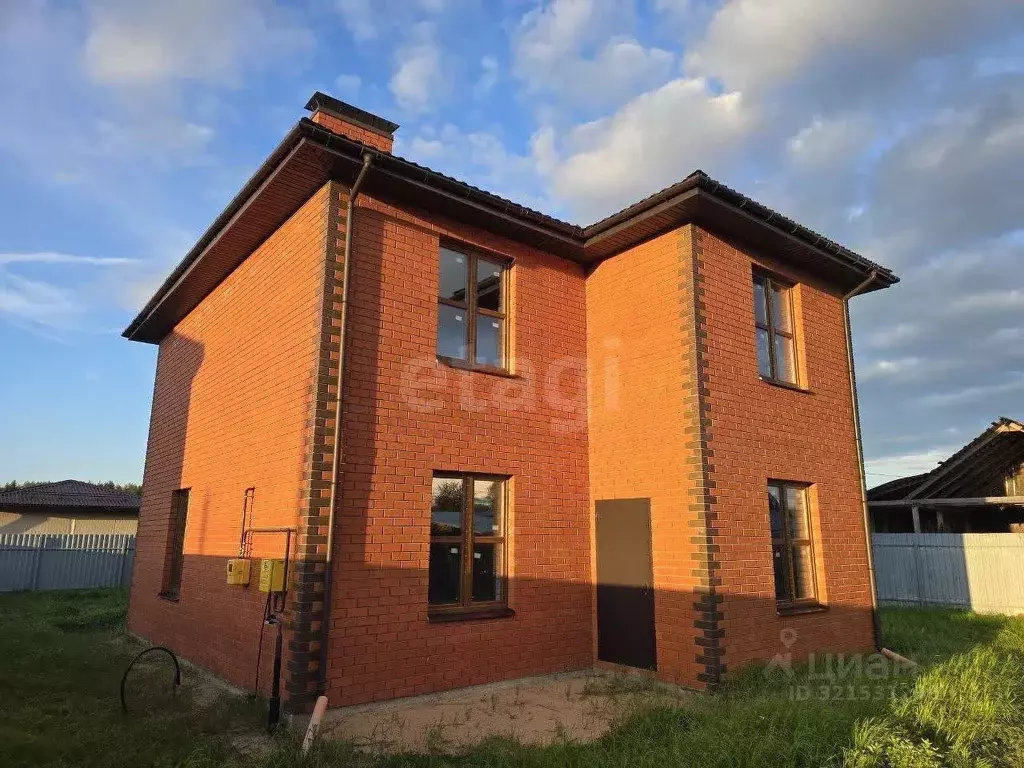 Дом в Тверская область, Калининский муниципальный округ, д. Сакулино ... - Фото 1