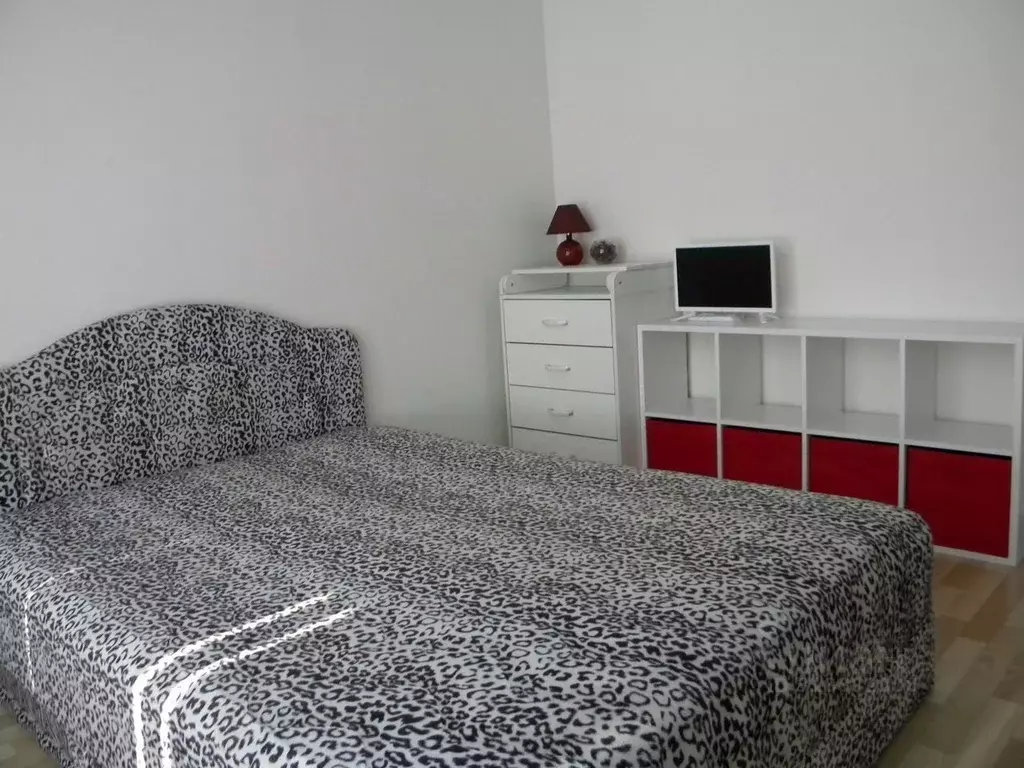 1-к кв. Кемеровская область, Кемерово ул. 2-я Заречная, 5Б (35.0 м) - Фото 1