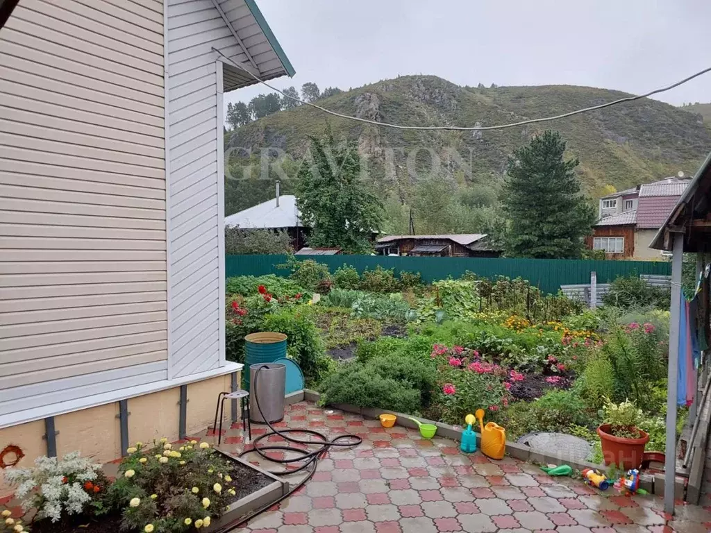 Дом в Алтай, Горно-Алтайск ул. Серова (90 м) - Фото 1