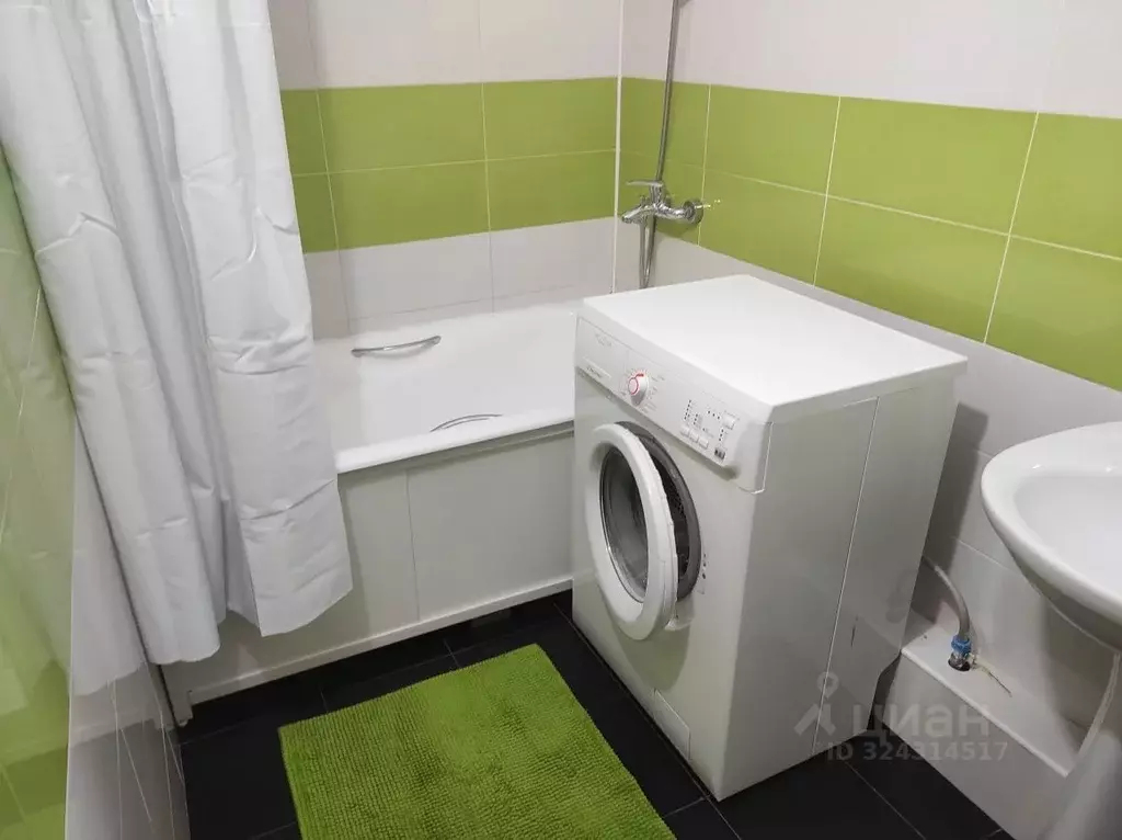 1-к кв. Свердловская область, Екатеринбург ул. Краснолесья, 28 (41.0 ... - Фото 2