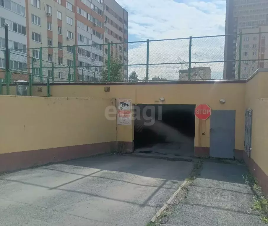 Гараж в Тюменская область, Тюмень ул. Казачьи луга, 4к2 (17 м) - Фото 1