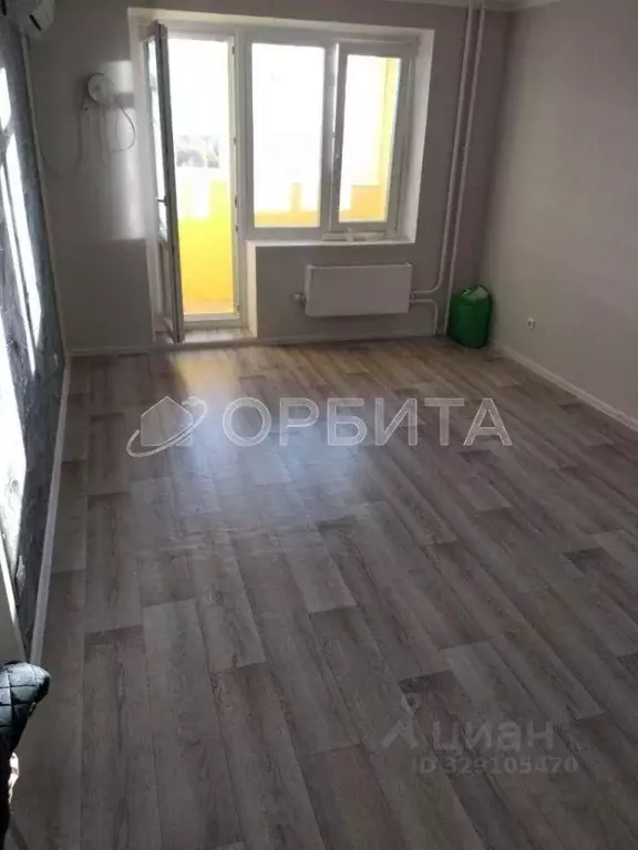 1-к кв. Тюменская область, Тюмень ул. Павла Шарова, 9 (37.0 м) - Фото 1