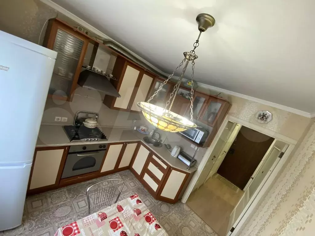 2-к. квартира, 50 м, 6/9 эт. - Фото 0