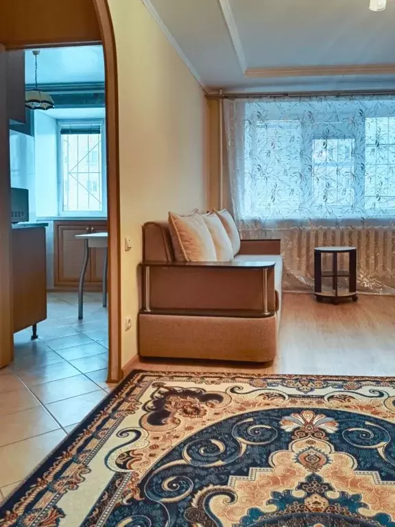 2-к кв. Алтайский край, Барнаул Брестская ул., 8 (42.7 м) - Фото 1