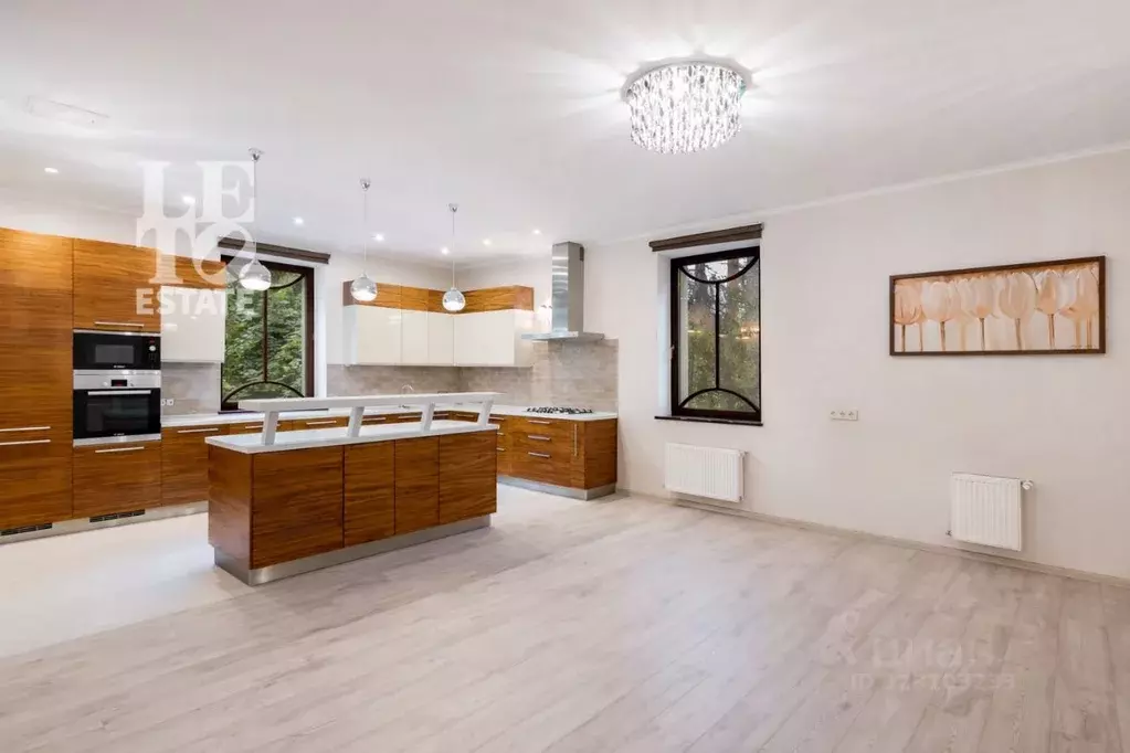 Дом в Московская область, Одинцовский городской округ, д. Бородки ул. ... - Фото 1