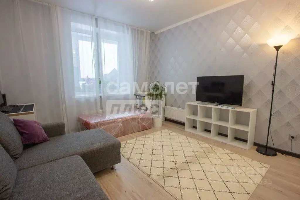 2-к кв. Татарстан, Казань ул. Азата Аббасова, 13 (50.2 м) - Фото 0