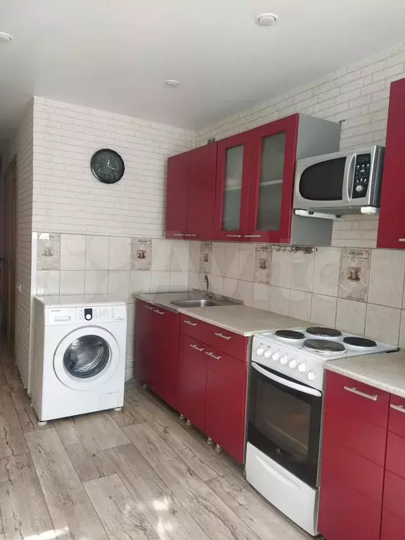 2-к. квартира, 47 м, 1/9 эт. - Фото 1