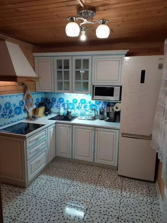 Дом в Ярославская область, Рыбинский муниципальный округ, с. Спасс ул. ... - Фото 1