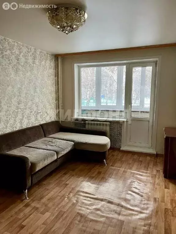 1-комнатная квартира: Барнаул, микрорайон Докучаево, улица Шукшина, 8 ... - Фото 2