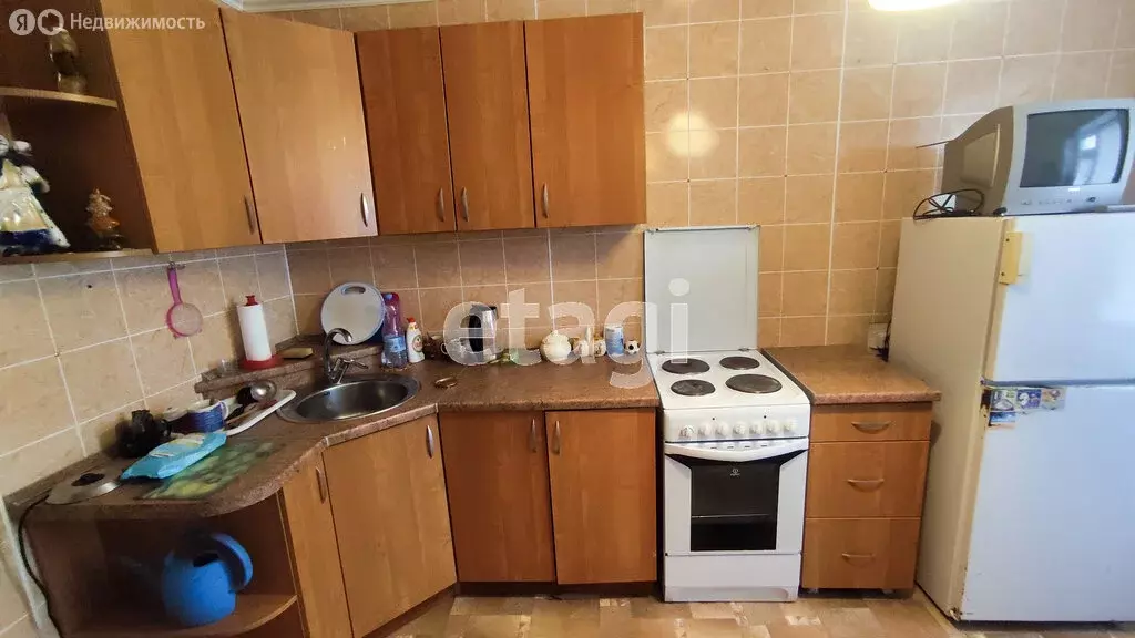 3-комнатная квартира: Белгород, улица 5 Августа, 36/3 (64.1 м) - Фото 1