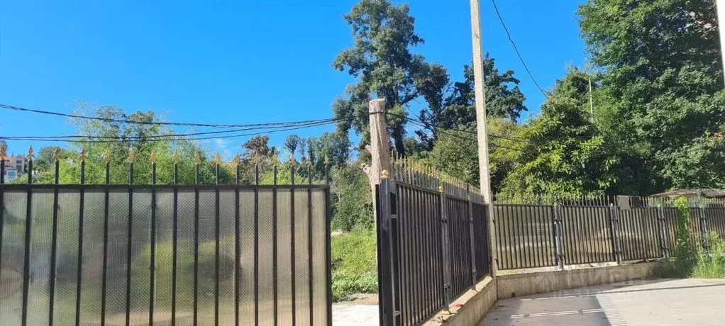 Участок в Краснодарский край, Сочи Новый Сочи мкр, ул. Клубничная, 20 ... - Фото 0