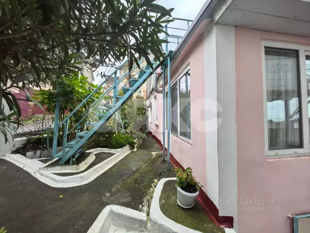 Дом в Краснодарский край, Сочи Таежная ул., 10 (229 м) - Фото 2