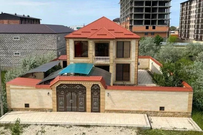 Дом в Дагестан, Избербаш ул. Интернациональная, 55 (250 м) - Фото 1