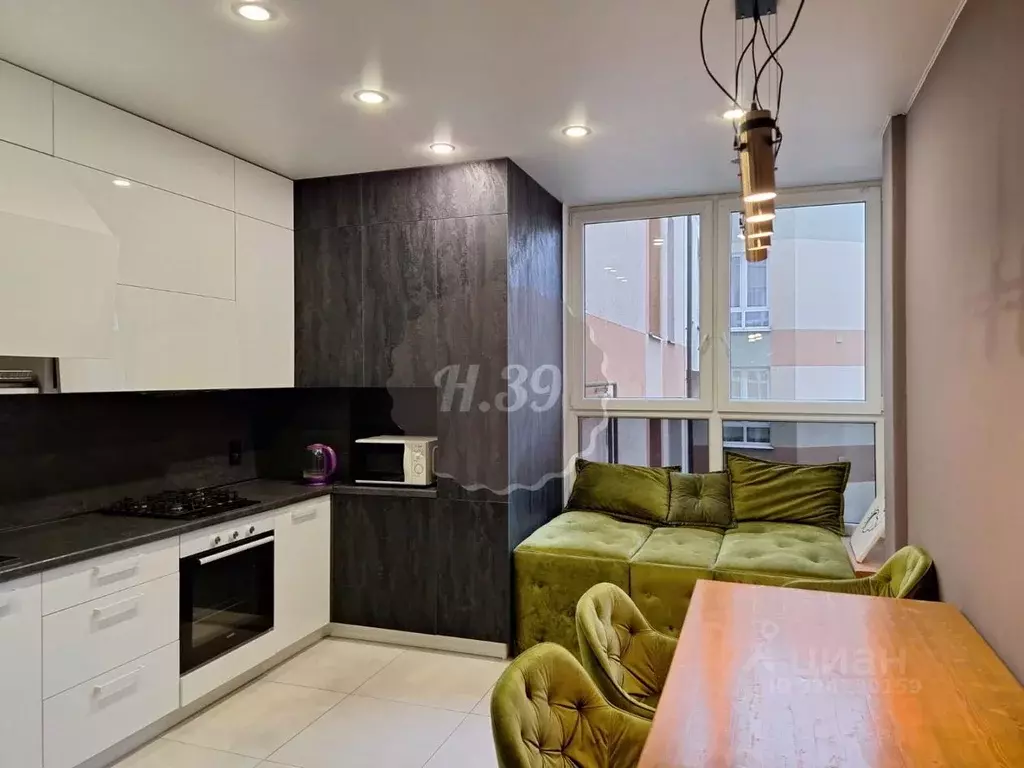 2-к кв. Калининградская область, Калининград просп. Победы, 80 (64.3 ... - Фото 2