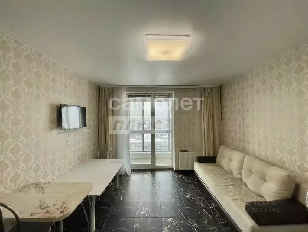 1-к кв. Тюменская область, Тюмень ул. 50 лет Октября, 57Б (37.0 м) - Фото 1