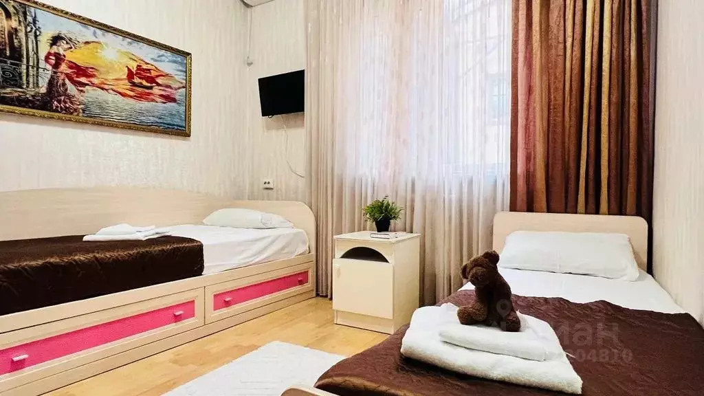 Комната Краснодарский край, Сочи ул. Свердлова, 34К - Фото 1