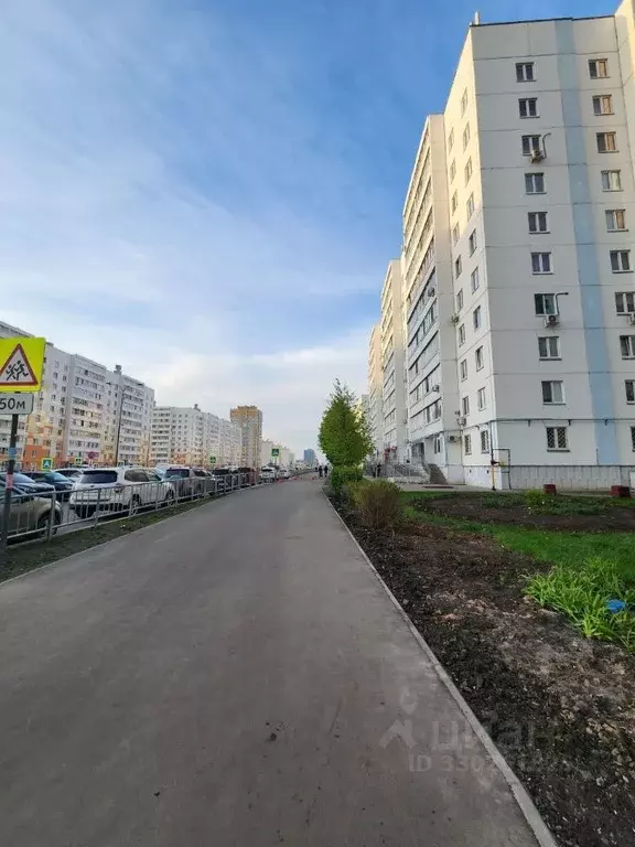 Помещение свободного назначения в Татарстан, Набережные Челны ул. ... - Фото 2