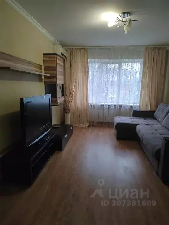 2-к кв. Краснодарский край, Армавир ул. Шмидта, 13 (56.0 м) - Фото 1