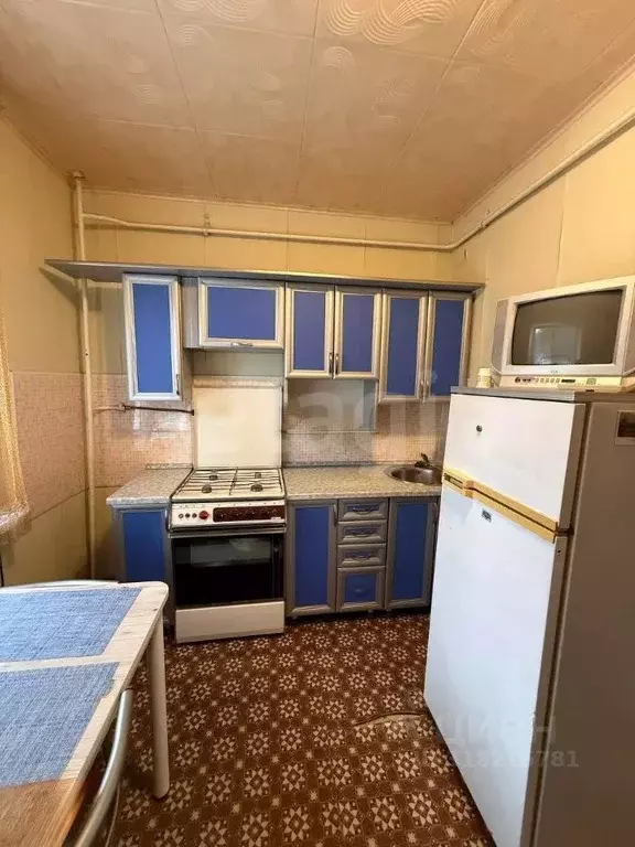 1-к кв. Белгородская область, Губкин ул. Королева, 4 (37.4 м) - Фото 0