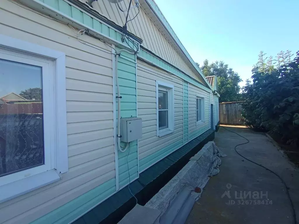 Дом в Астраханская область, Икрянинский район, с. Трудфронт  (69 м) - Фото 2