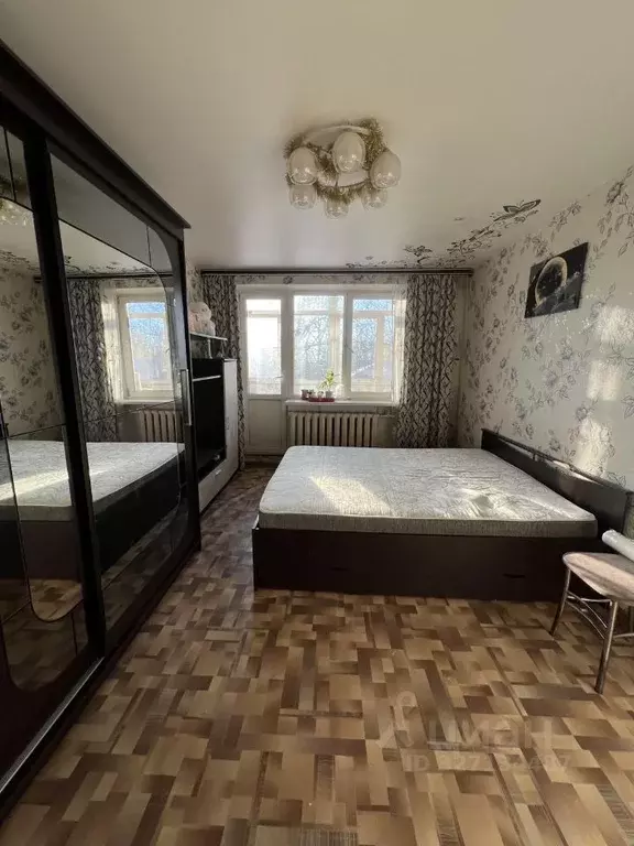 4-к кв. Псковская область, Остров ул. Шумейко, 2 (71.7 м) - Фото 1