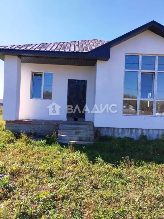 Дом в Башкортостан, Стерлитамакский район, Казадаевский сельсовет, с. ... - Фото 1