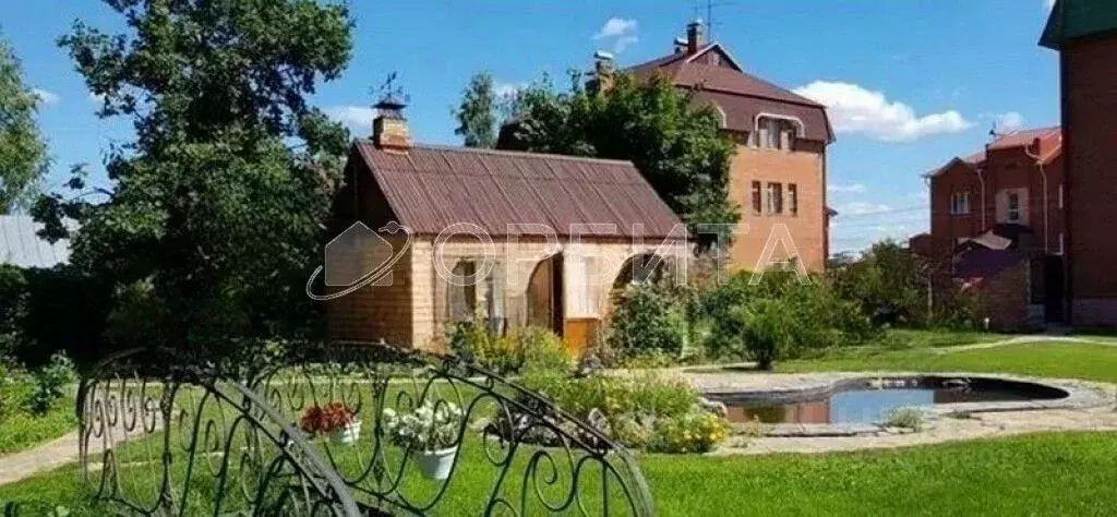 Дом в Тюменская область, Тюмень Три Сосны мкр, ул. Липовая (300 м) - Фото 1