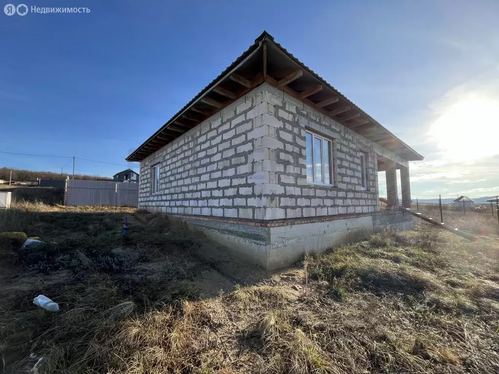 Дом в Курумоч, село Курумоч, улица Дружбы (125 м) - Фото 2