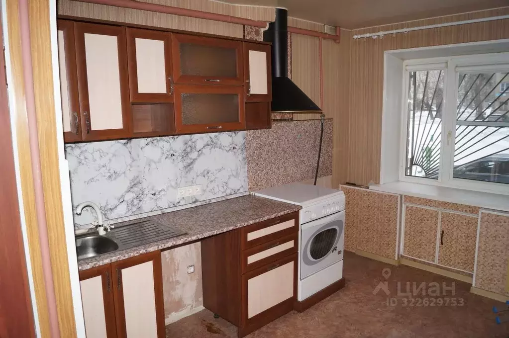 1-к кв. Челябинская область, Челябинск просп. Победы, 170 (31.5 м) - Фото 1