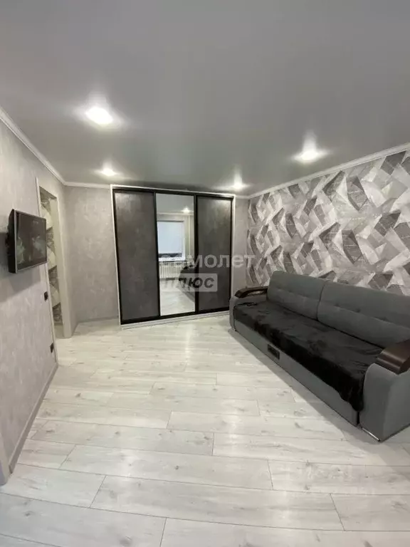 1-к кв. Самарская область, Сызрань просп. Гагарина, 43 (29.5 м) - Фото 2