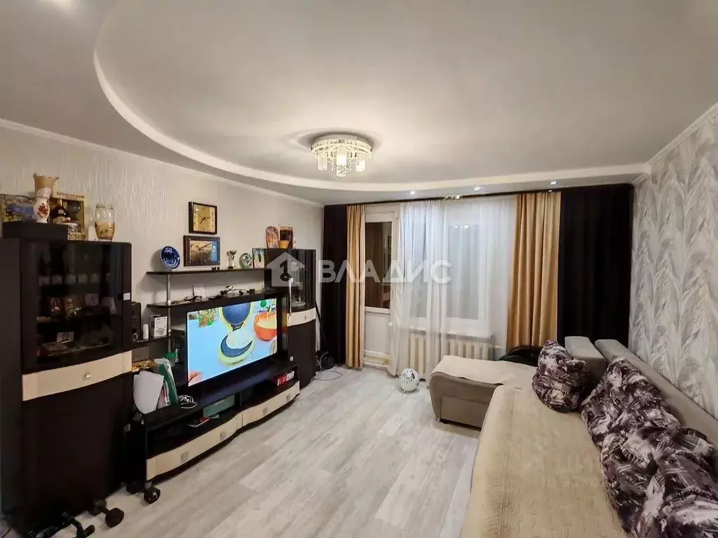 3-к кв. Бурятия, Улан-Удэ ул. Боевая, 5 (66.6 м) - Фото 0