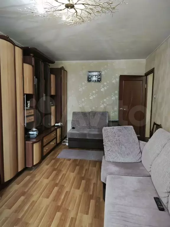 Комната 30 м в 3-к., 2/5 эт. - Фото 1