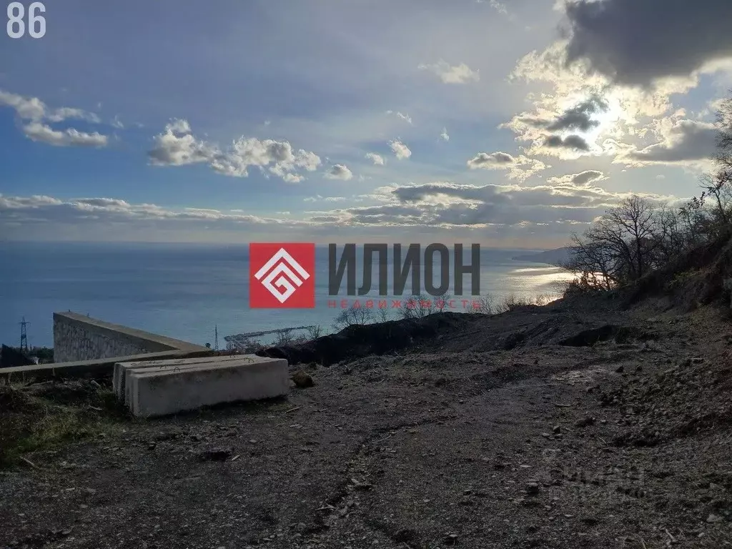 Участок в Крым, Ялта муниципальный округ, Массандра пгт ш. ... - Фото 0