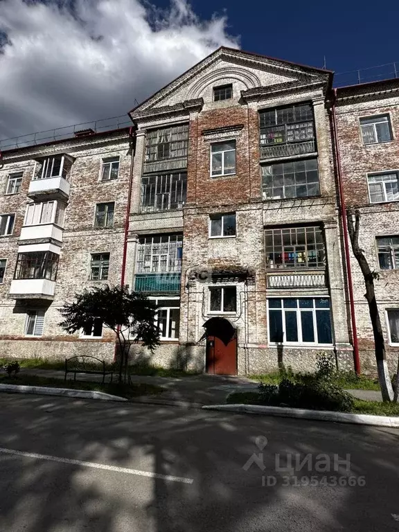 3-к кв. Брянская область, Сельцо ул. Мейпариани, 32 (76.4 м) - Фото 0
