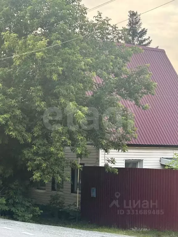Дом в Тюменская область, Тюмень Пекинский пер. (80 м) - Фото 1